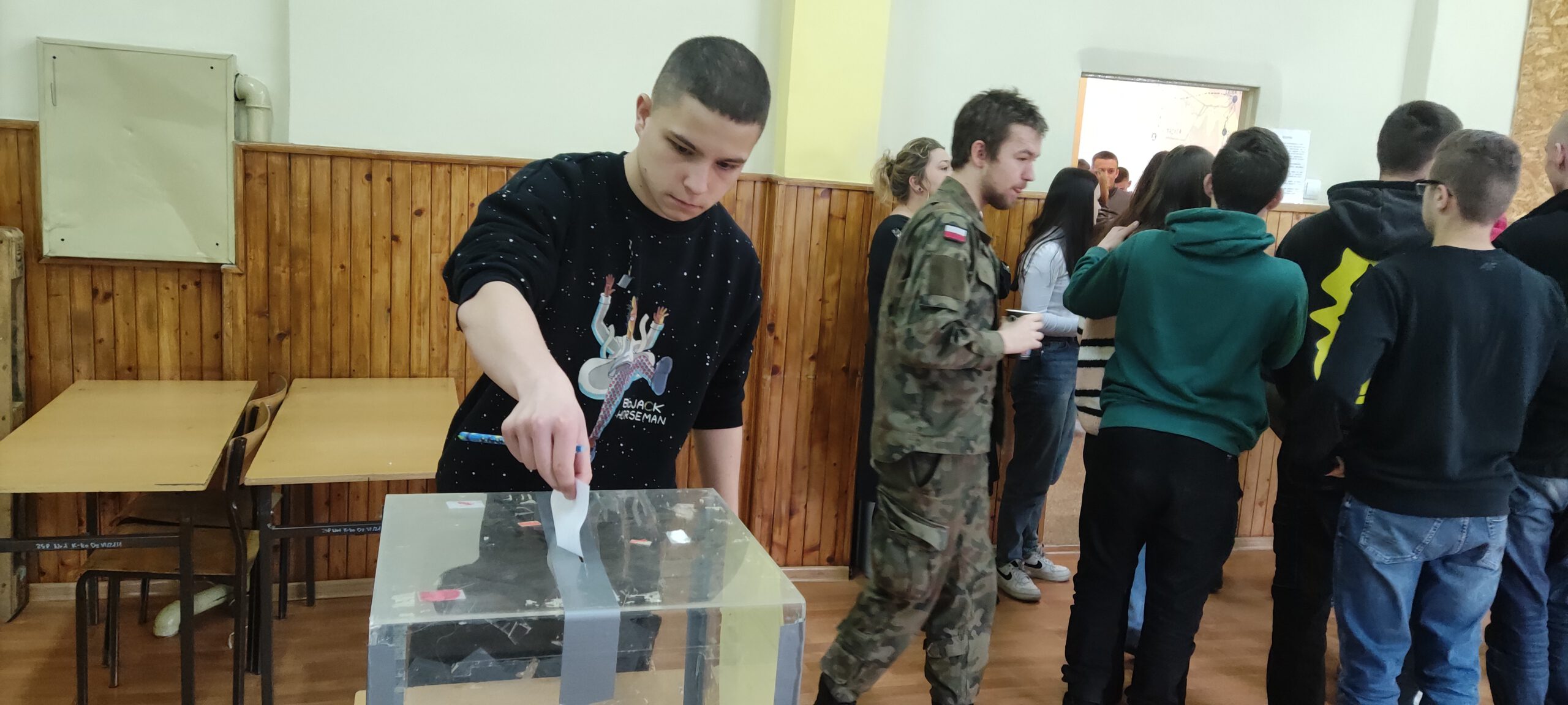 Wybory Samorządu Uczniowskiego Oficjalne wyniki wyborów zostaną podane do wiadomości w najbliższy poniedziałek