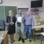 uroczyste rozdanie zaświadczeń o ukończeniu kursu fotowoltaiki