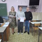 Uczniowie naszej szkoły odebrali certyfikaty Programisty CNC, które zdobyli w ramach projektu Międzypowiatowa droga do edukacyjnego sukcesu szkół zawodowych powiatów dzierżoniowskiego, kłodzkiego i świdnickiego.