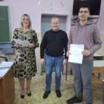 Uczniowie naszej szkoły odebrali certyfikaty Programisty CNC, które zdobyli w ramach projektu Międzypowiatowa droga do edukacyjnego sukcesu szkół zawodowych powiatów dzierżoniowskiego, kłodzkiego i świdnickiego.