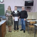 Uczniowie naszej szkoły odebrali certyfikaty Programisty CNC, które zdobyli w ramach projektu Międzypowiatowa droga do edukacyjnego sukcesu szkół zawodowych powiatów dzierżoniowskiego, kłodzkiego i świdnickiego.