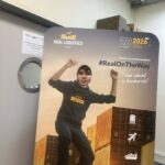 W dniu 25. marca uczniowie klas czwartych A, B, C, F I G wzięli udział w zajęciach warsztatowych na Międzynarodowej Wyższej Szkole Logistyki i transportu. Był to wyjazd w ramach Projektu „Międzypowiatowa droga do edukacyjnego sukcesu szkół zawodowych powiatów dzierżoniowskiego, kłodzkiego I świdnickiego”. Uczniowie poznawali sekrety zawodu logistyka i spedytora korzystając z najnowszych technologicznych nowinek(system VR) . Opiekunami młodzieży byli J. Danielczyk, K. Szot, D. Samodur i T. Węglarz.